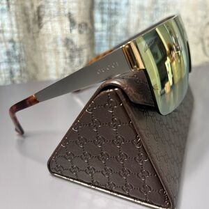 Gucci reflective aviator